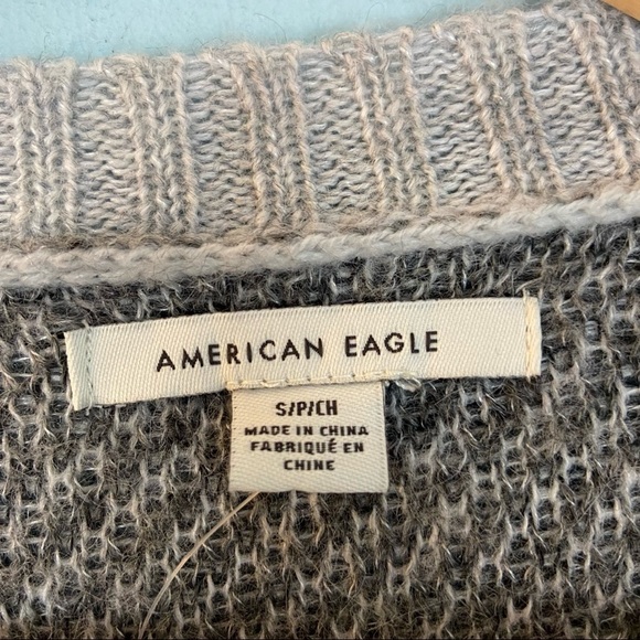 3/$30 American Eagle Gray Camo Knit Sweater - Picture 3 of 7